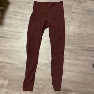 Athleta salutation legging